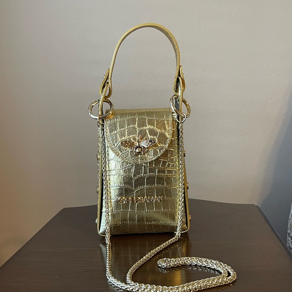 New Persaman Gold Crossbody - Picture 15 of 15